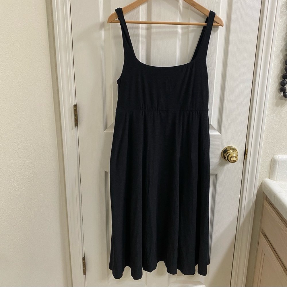 Beyond Yoga Featherweight At The Ready Square Neck Dress darkest night XL